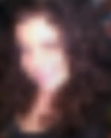 Nora, 21 Jahre — fussfetisch treffen in Neumünster