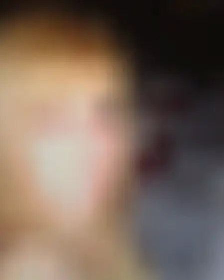 Clara, 23 Jahre — fussfetisch treffen in Tübingen