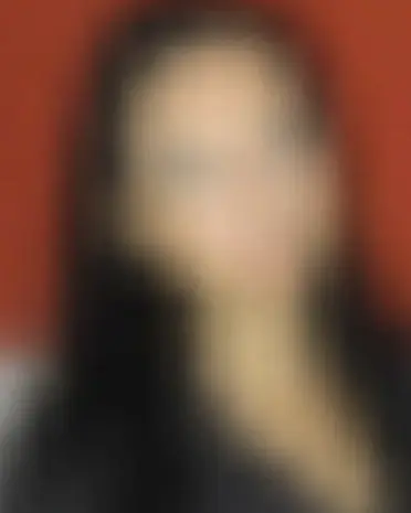 Rania, 33 Jahre — fussfetisch treffen in Radebeul