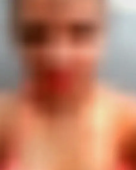 Lena, 29 Jahre — fussfetisch treffen in Backnang