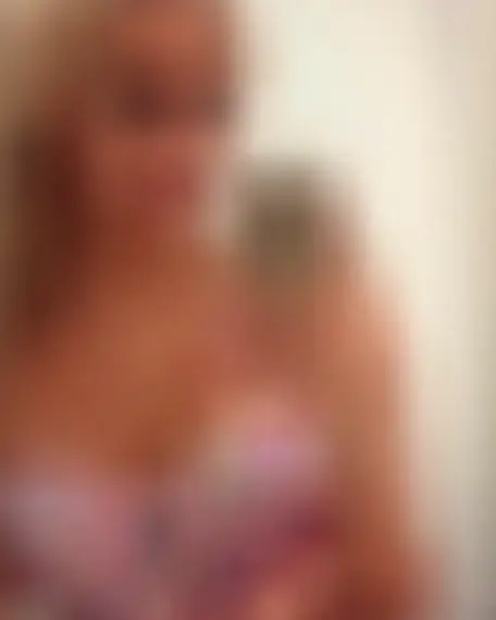 Lara, 22 Jahre — fussfetisch treffen in Cottbus